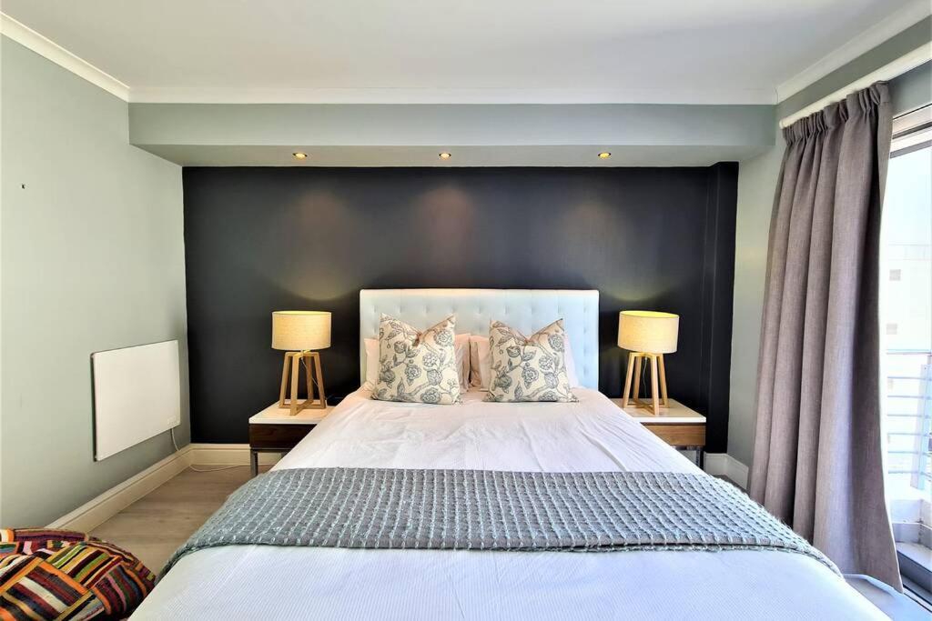 Modern & Secure 3 Bedroom Cape Town