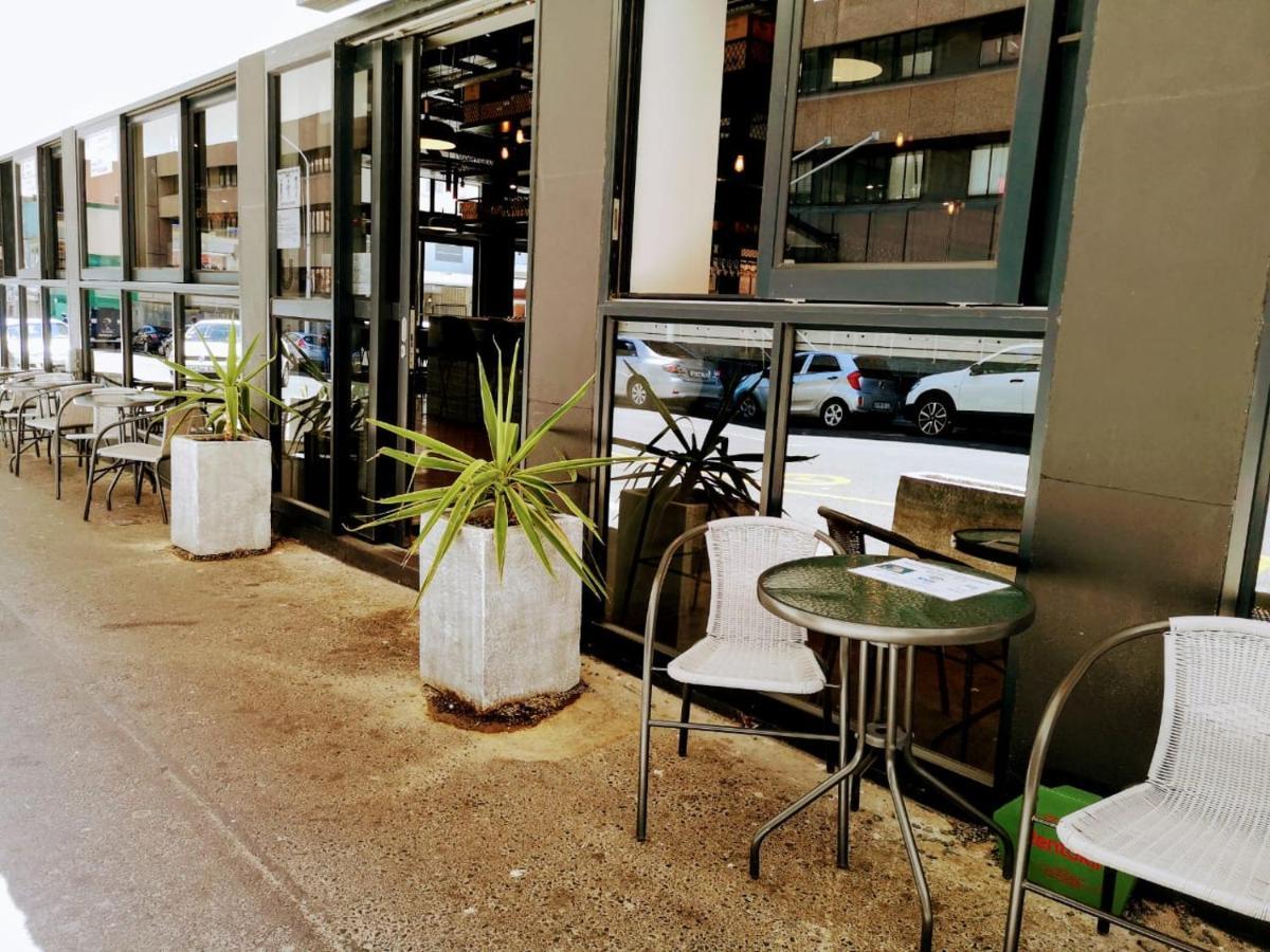 Aparthotel Urban Oasis