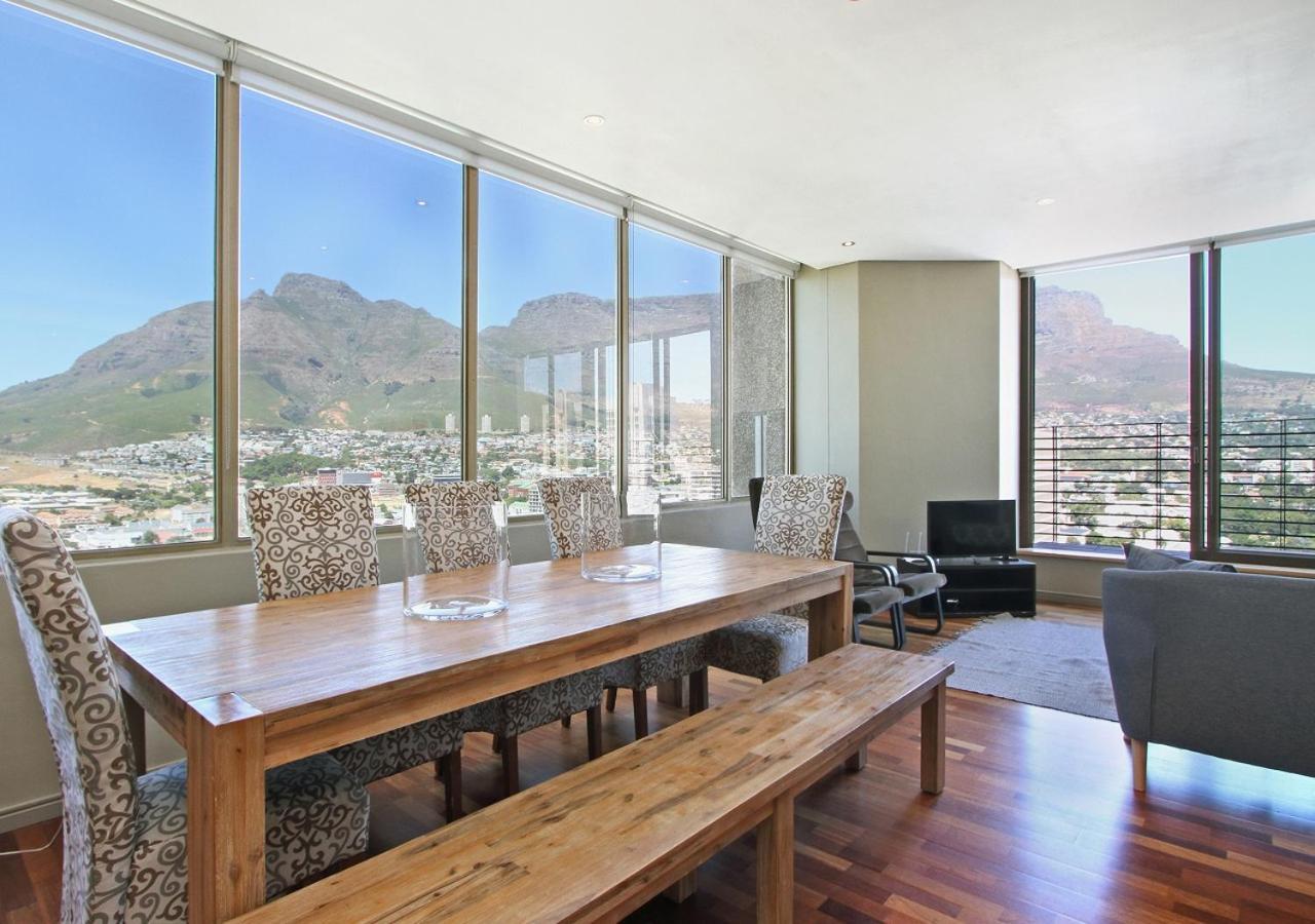 Apartment Spacious 3 Bedroom Family In *