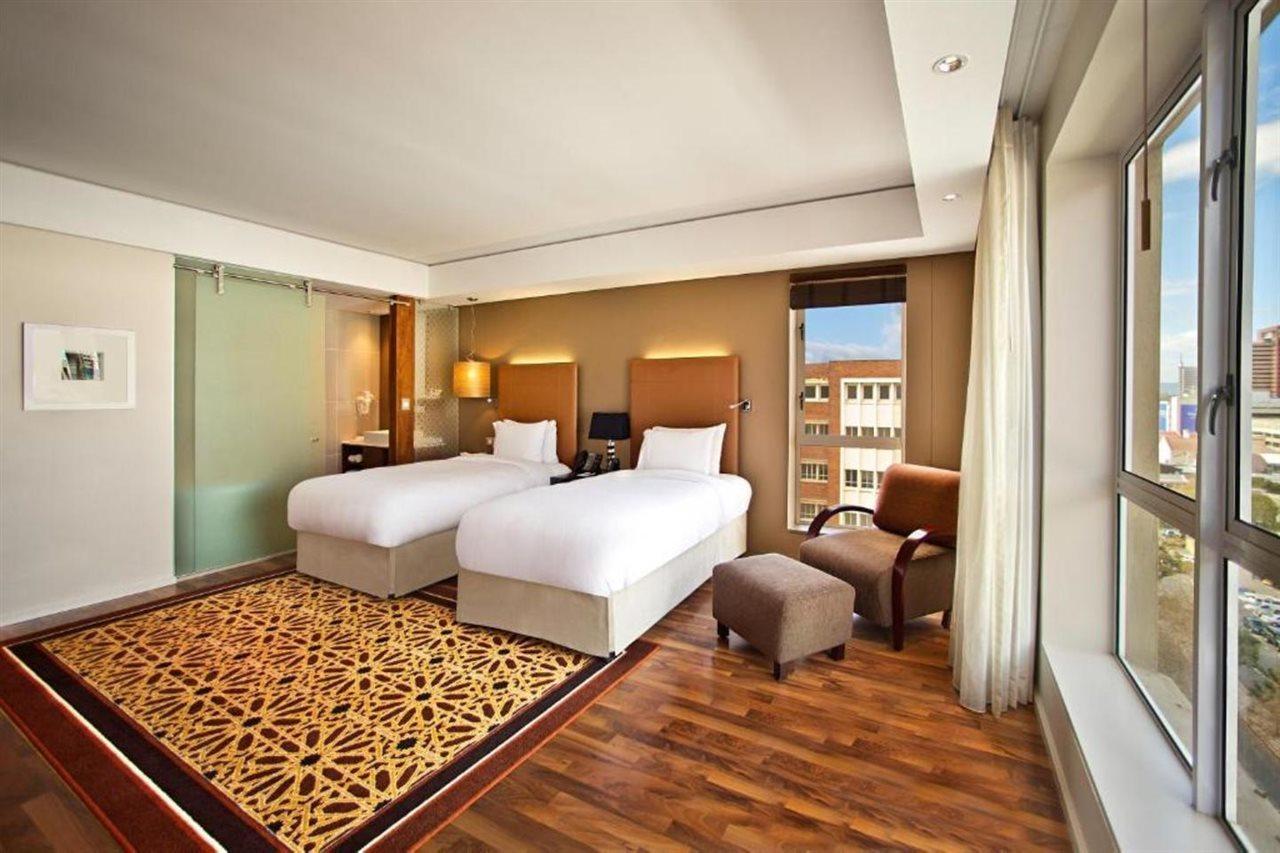 Hyatt Regency Hotel 5*