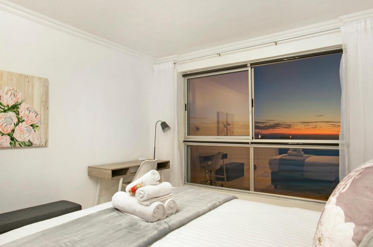 Apartment Blouberg Heights 1406 By Hostagents Cape Town