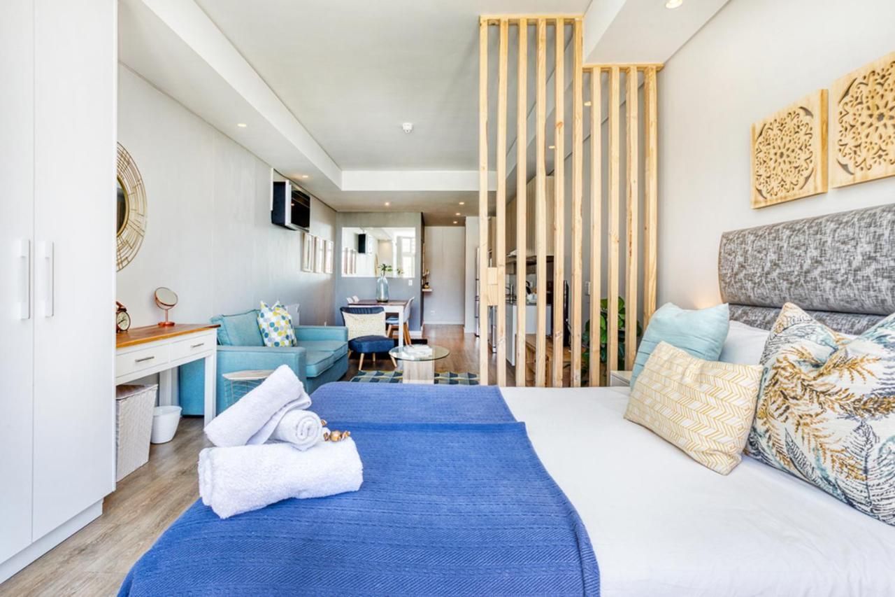 Elegant Modern Near Table Mountain