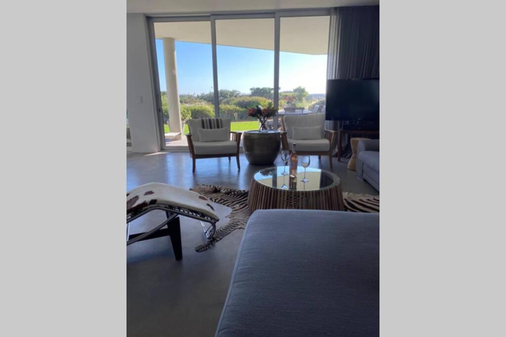 Dolphin E24 Direct Access To The Holiday home Cape Town