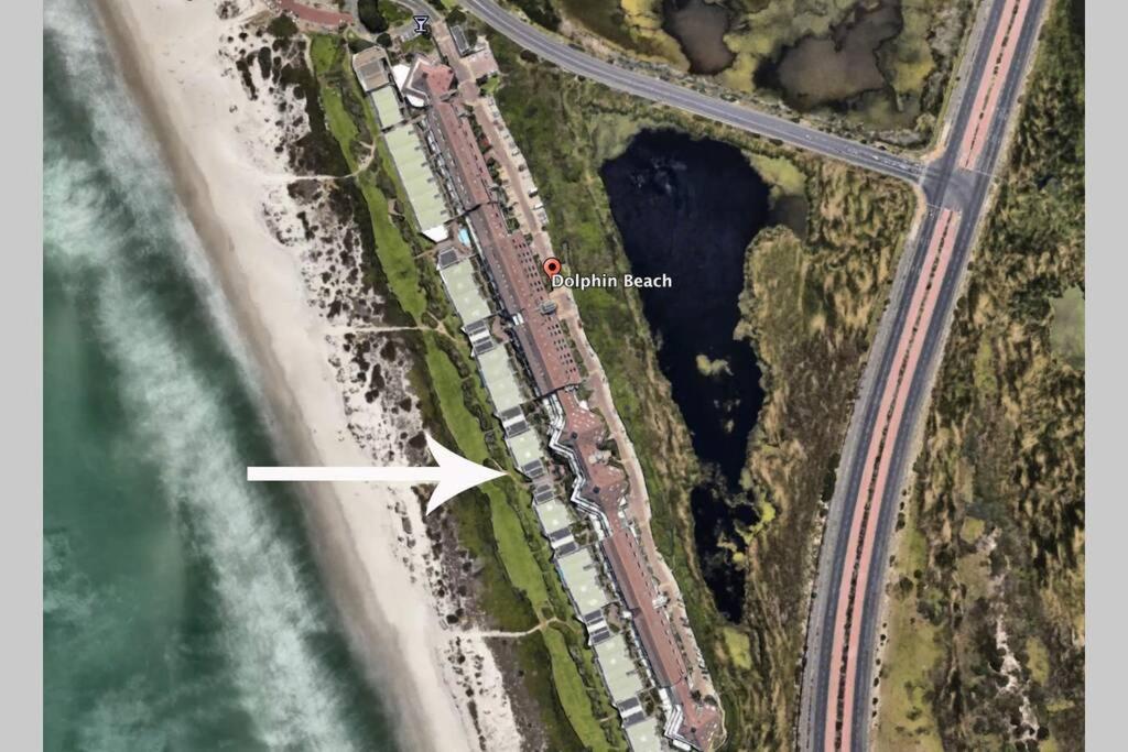 Dolphin E24 Direct Access To The Holiday home