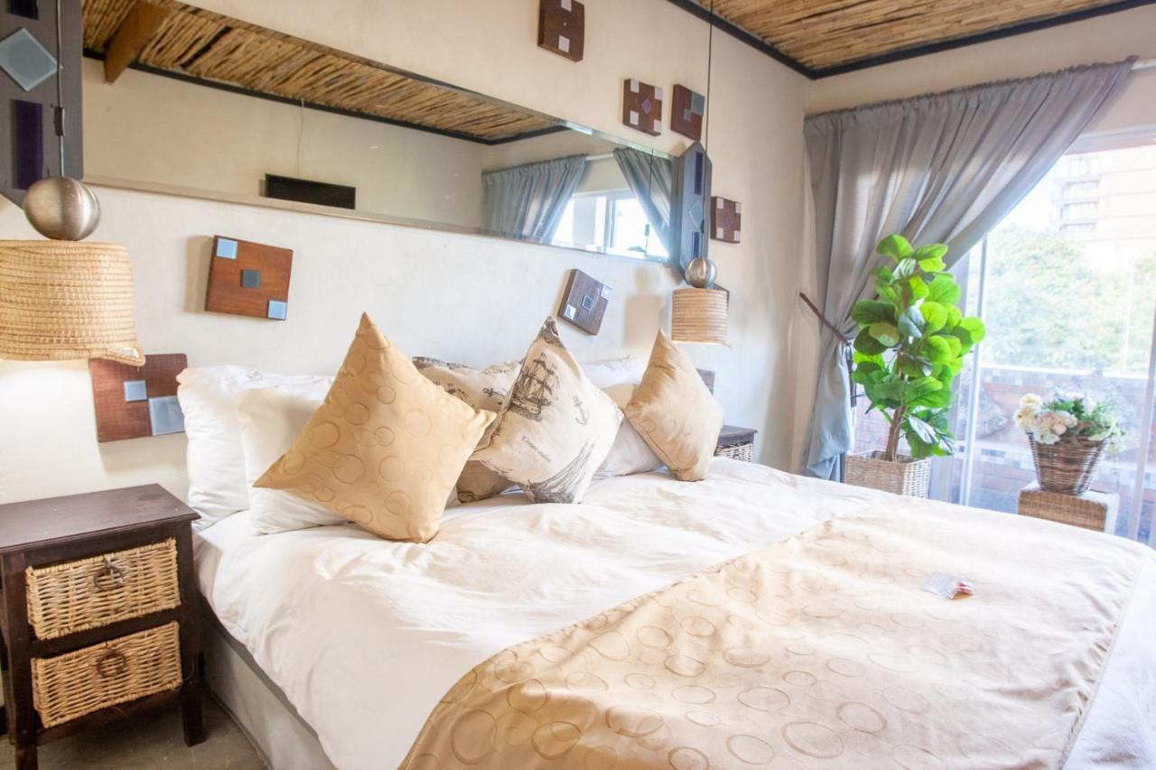 Bedrock Executive Sea Facing * Cape Town