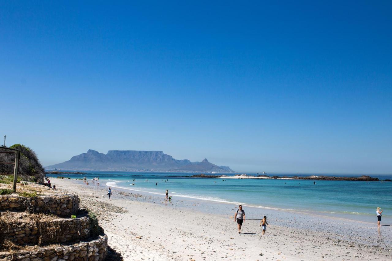 Apartment Elegant Beachfront 192 Eden On The Bay Beachfront Apartment, Blouberg, Cape Town