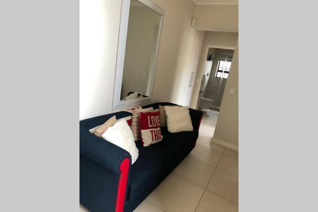 Feel@home - Bloubergstrand Cape Town