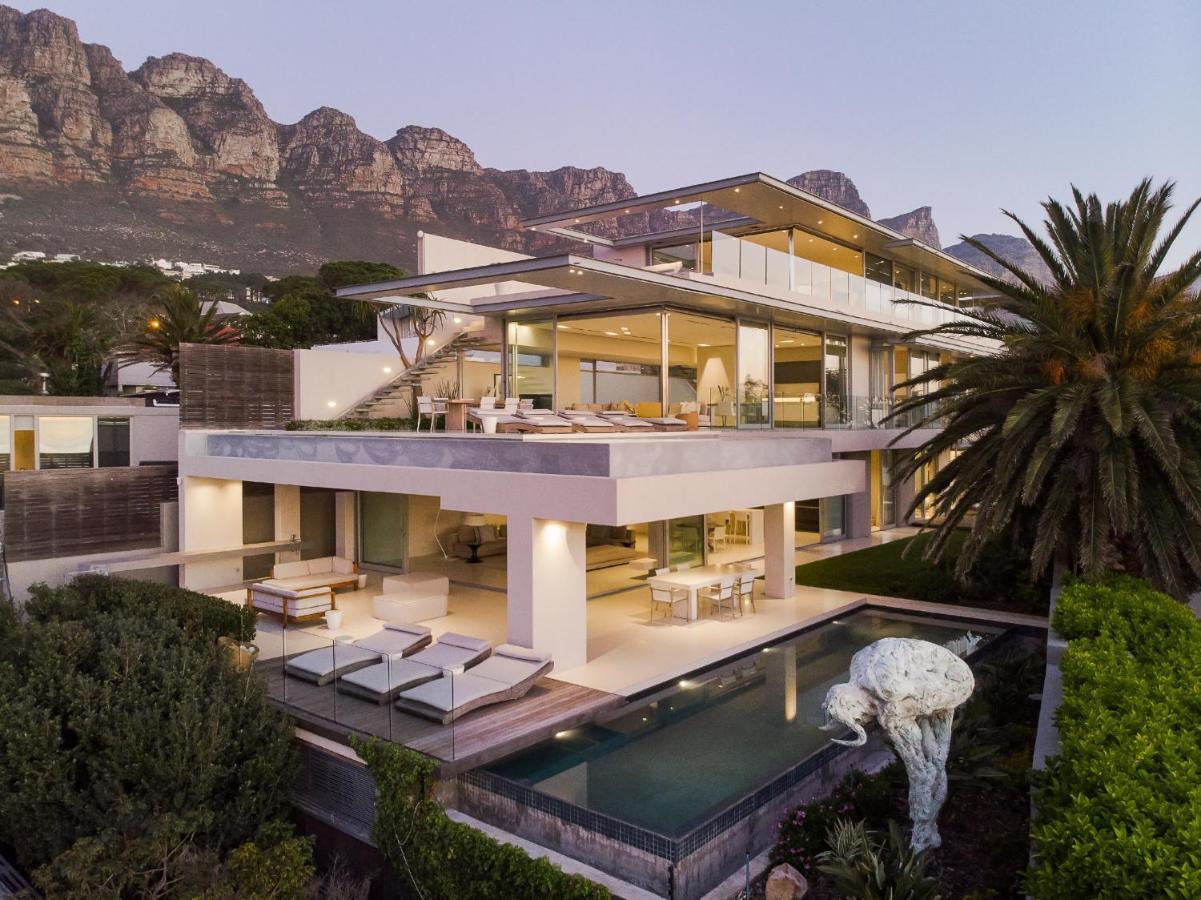 008 Cape Town