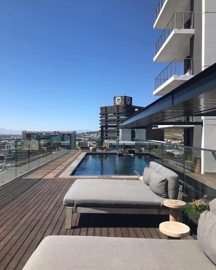 Apartment 16 On Bree Luxury With Mountain Views *