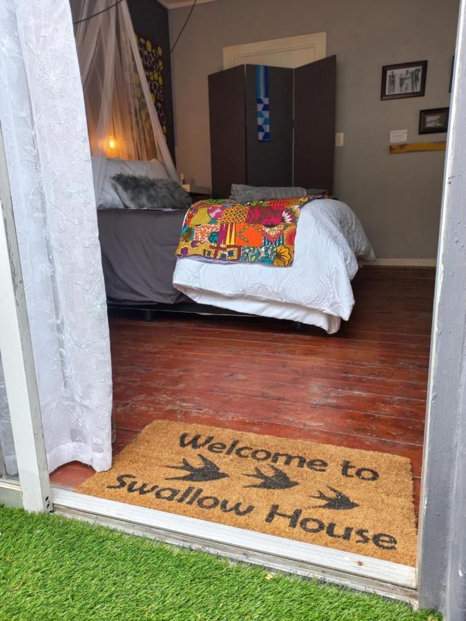 Seaside Getaway @ Swallow House #1 Apartment