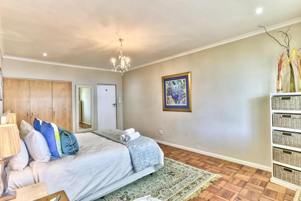 Apartment Edward Court 1 Bedroom Cape Town