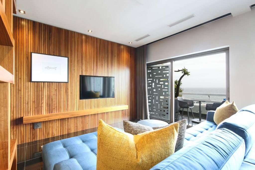 The Number Collection 5102 Apartment