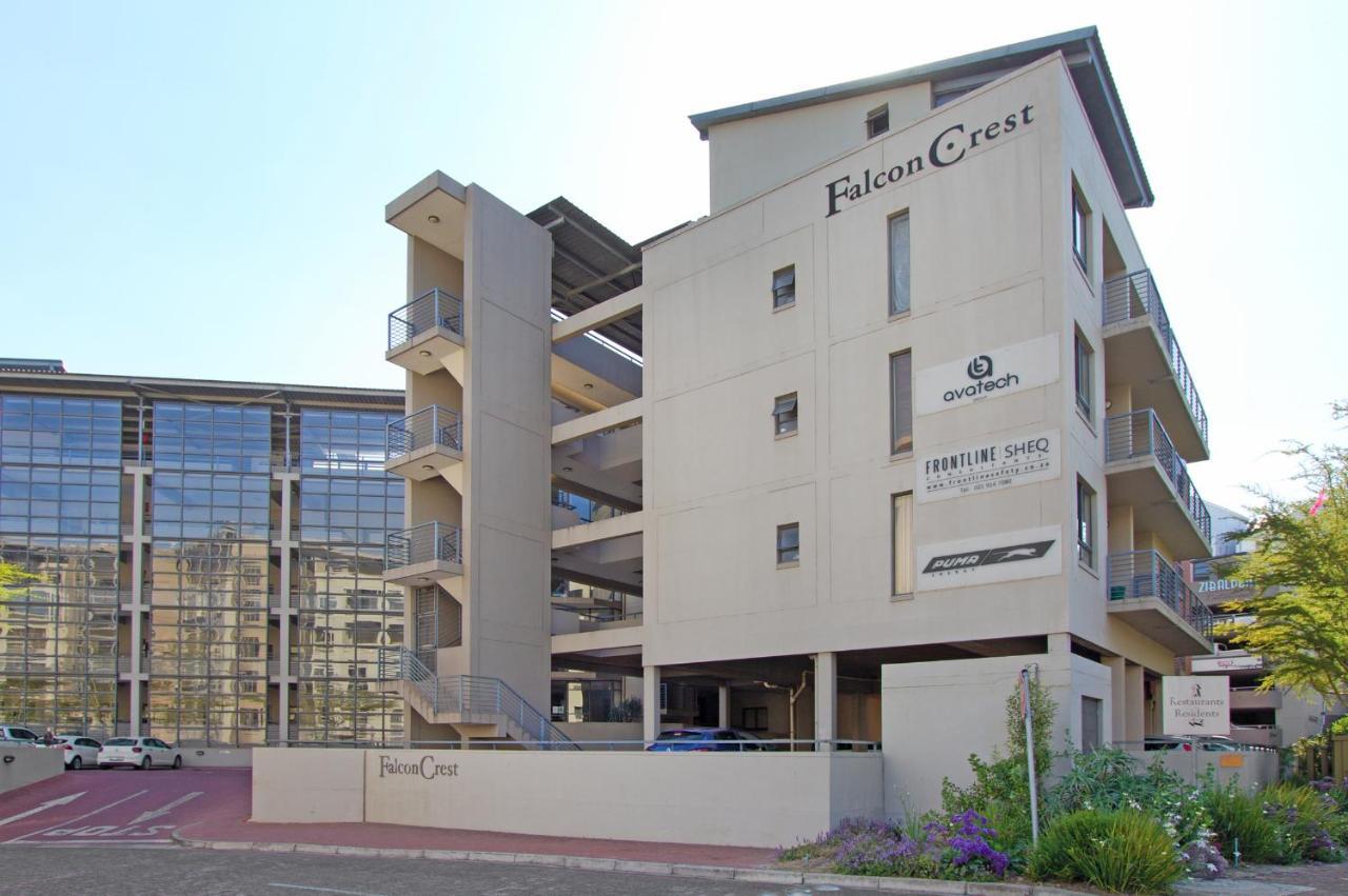 Yolande's Hideaway Waterfront Views + Terrace Apartment Cape Town
