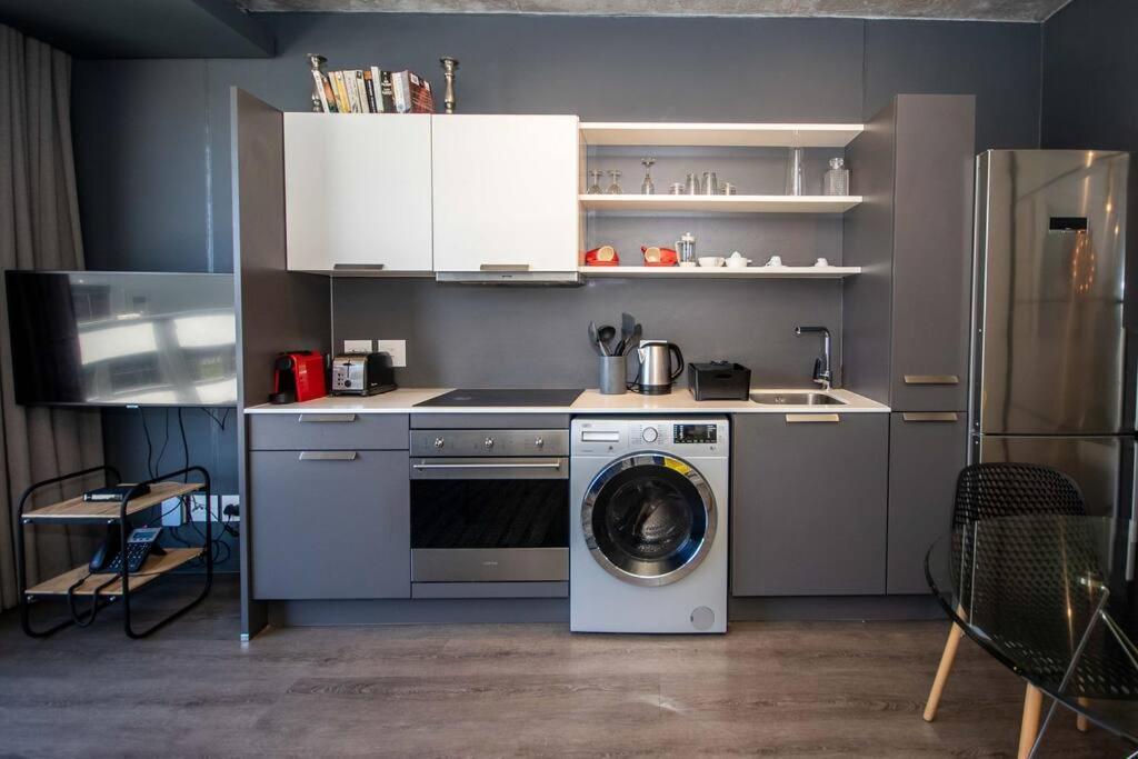 504 Wex1 Hip And Happening Apartamento