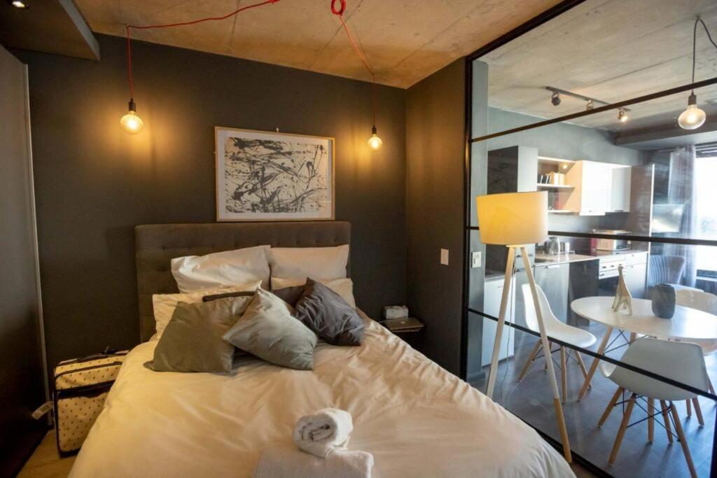 622 Gorgeous In Wex 1 Woodstock Apartment Cape Town