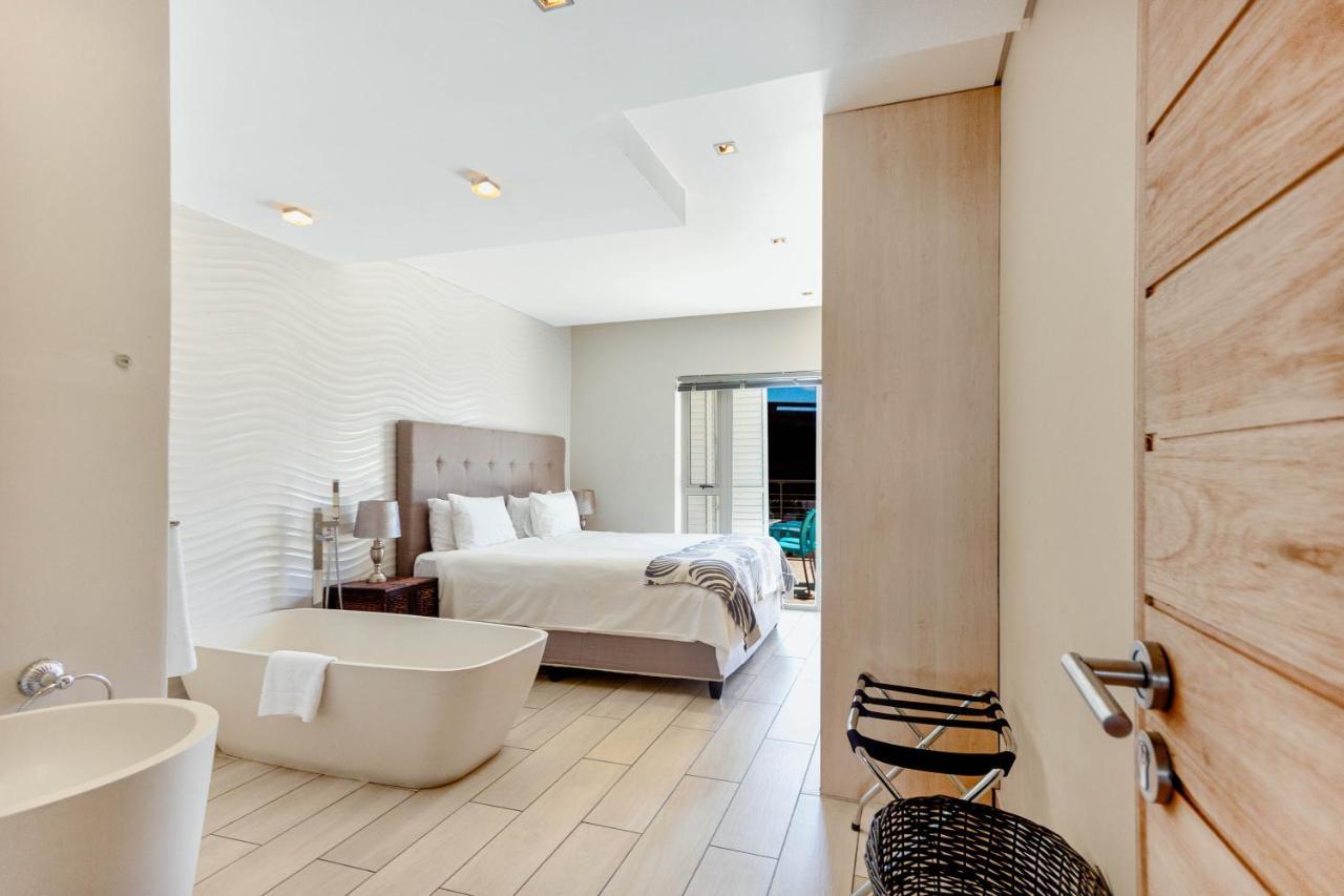 Three Bedroom - Fully Furnished With Balcony * Cidade Do Cabo