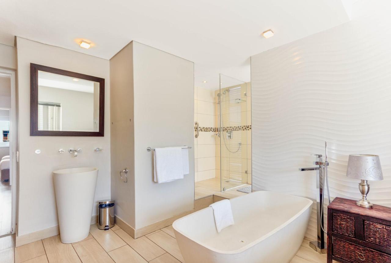 Apartamento Three Bedroom - Fully Furnished With Balcony