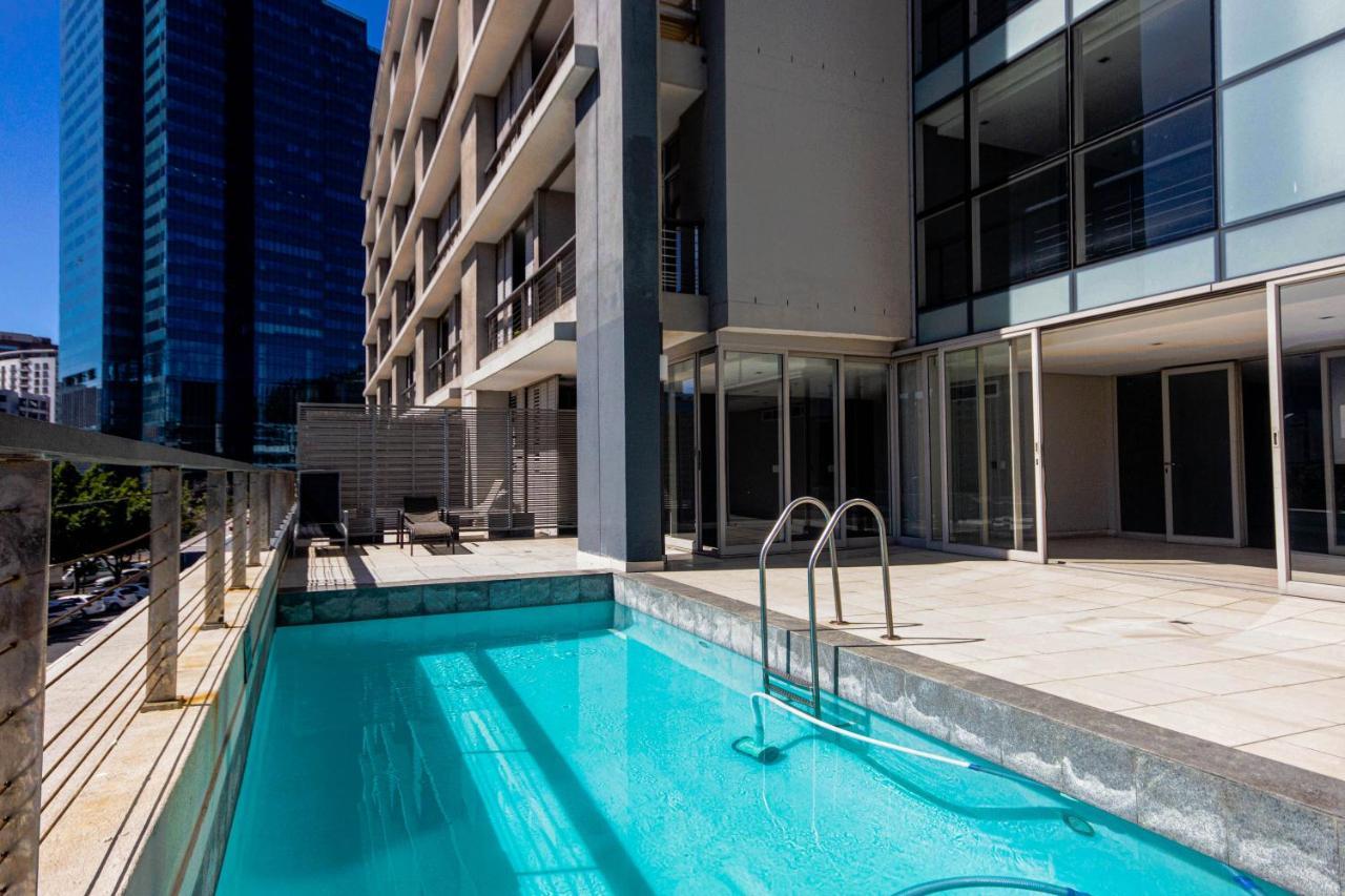 Three Bedroom - Fully Furnished With Balcony Apartamento Cidade Do Cabo