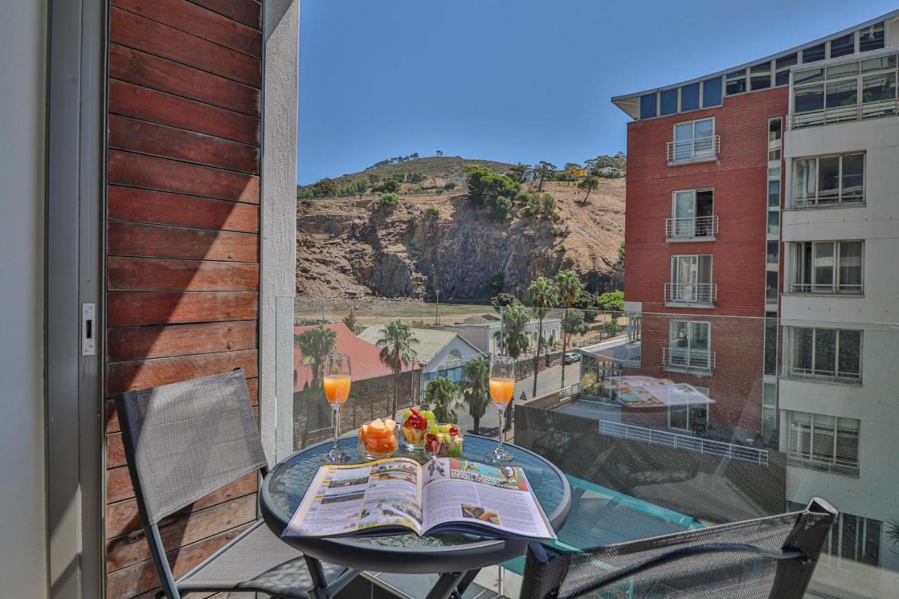 The Capital Mirage 704 By Ctha Apartment *