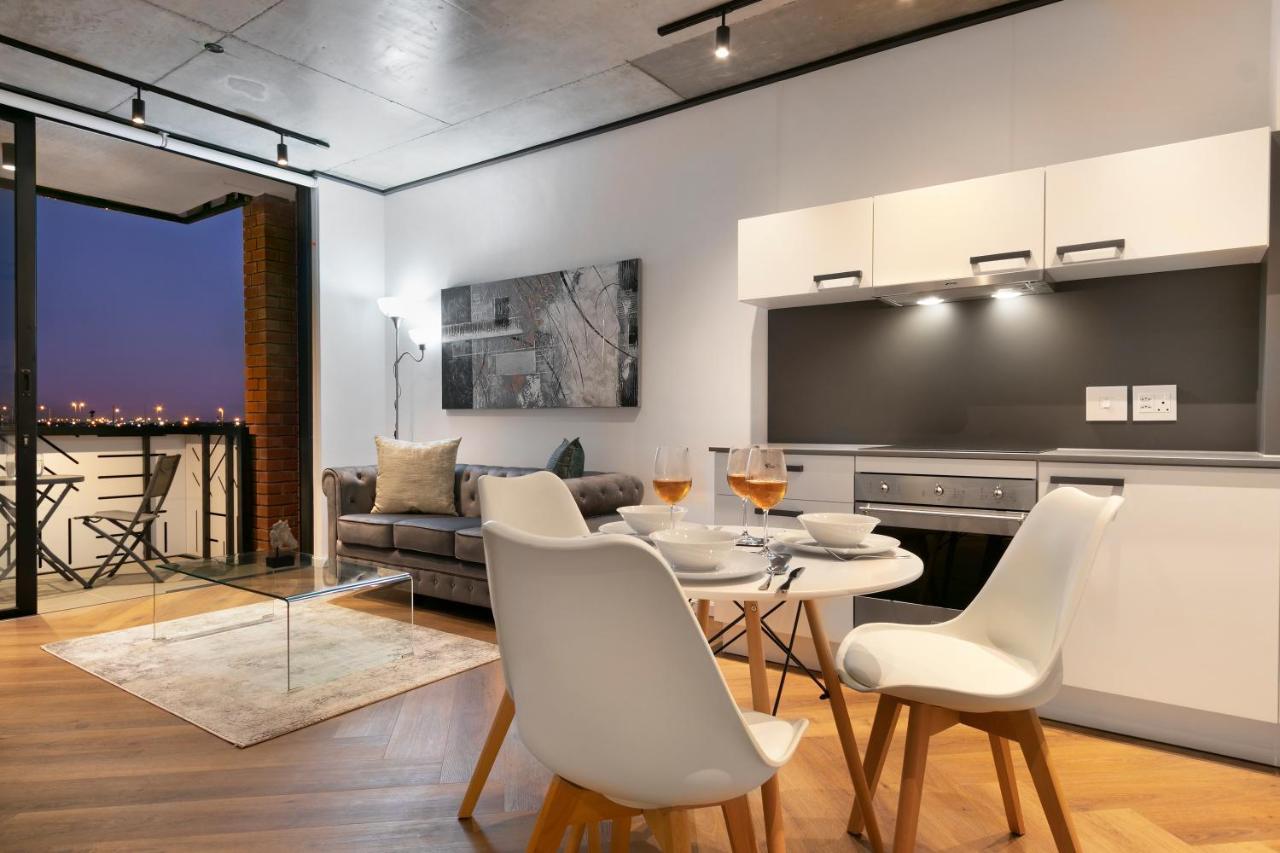 Bridgewater One 605 By Hostagents Apartment Cape Town
