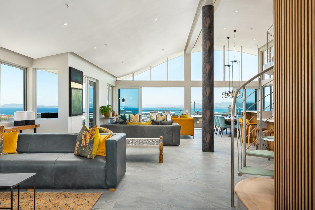 Apartment Point Break Penthouse *