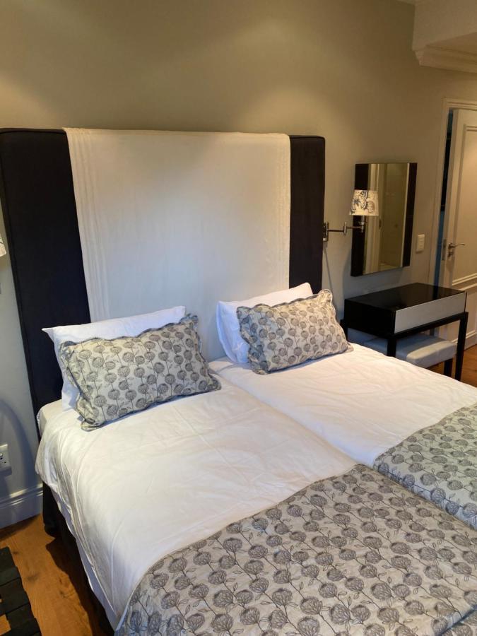 Apartment Cape Royale Luxury In Green Point South Africa