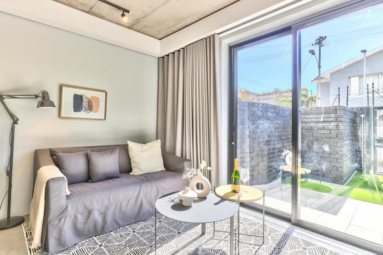 Secure, Fast Wifi, Ideal For The Solo Traveller! Apartment *