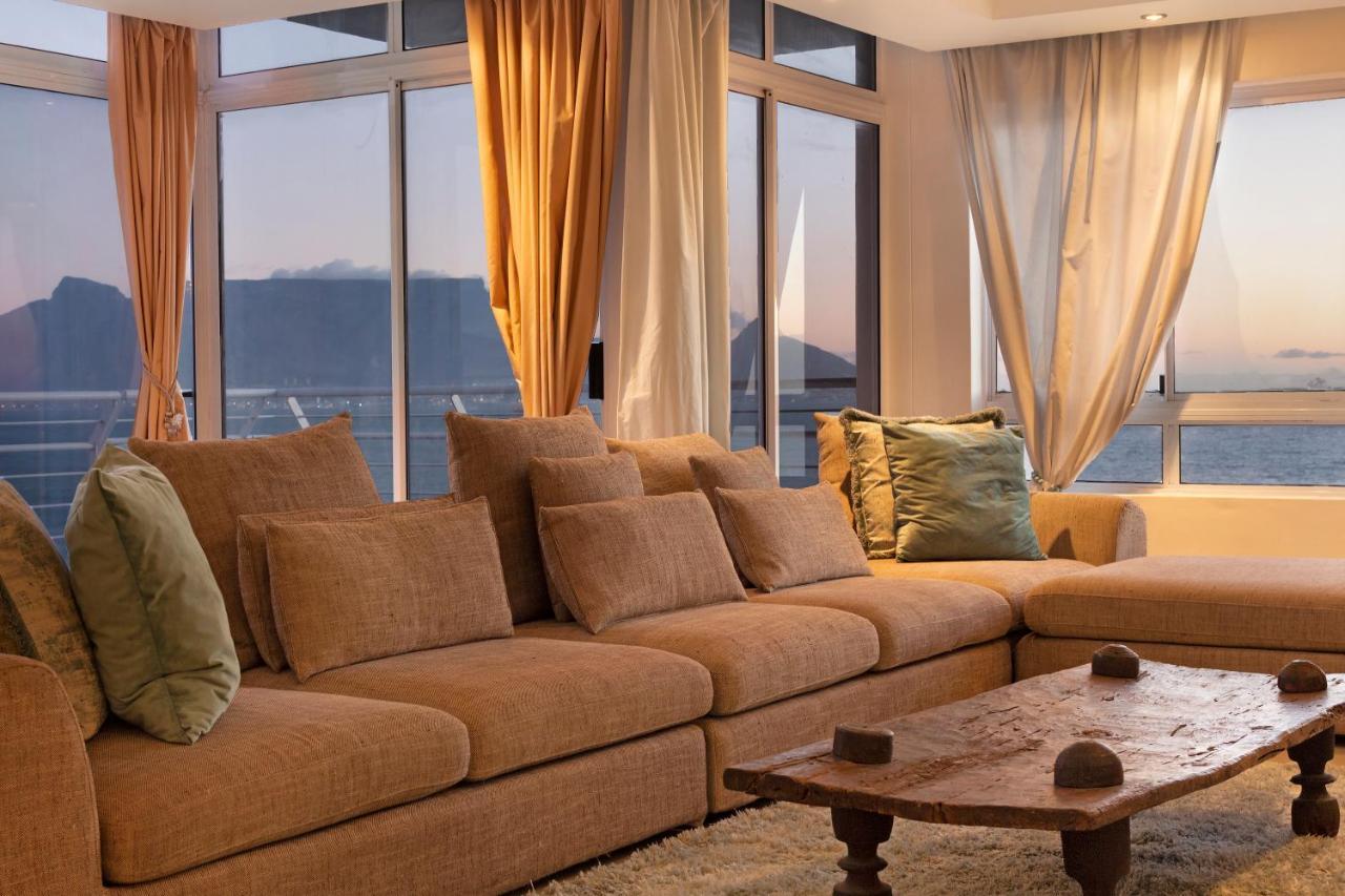 Ocean View C702 By Hostagents * Cape Town