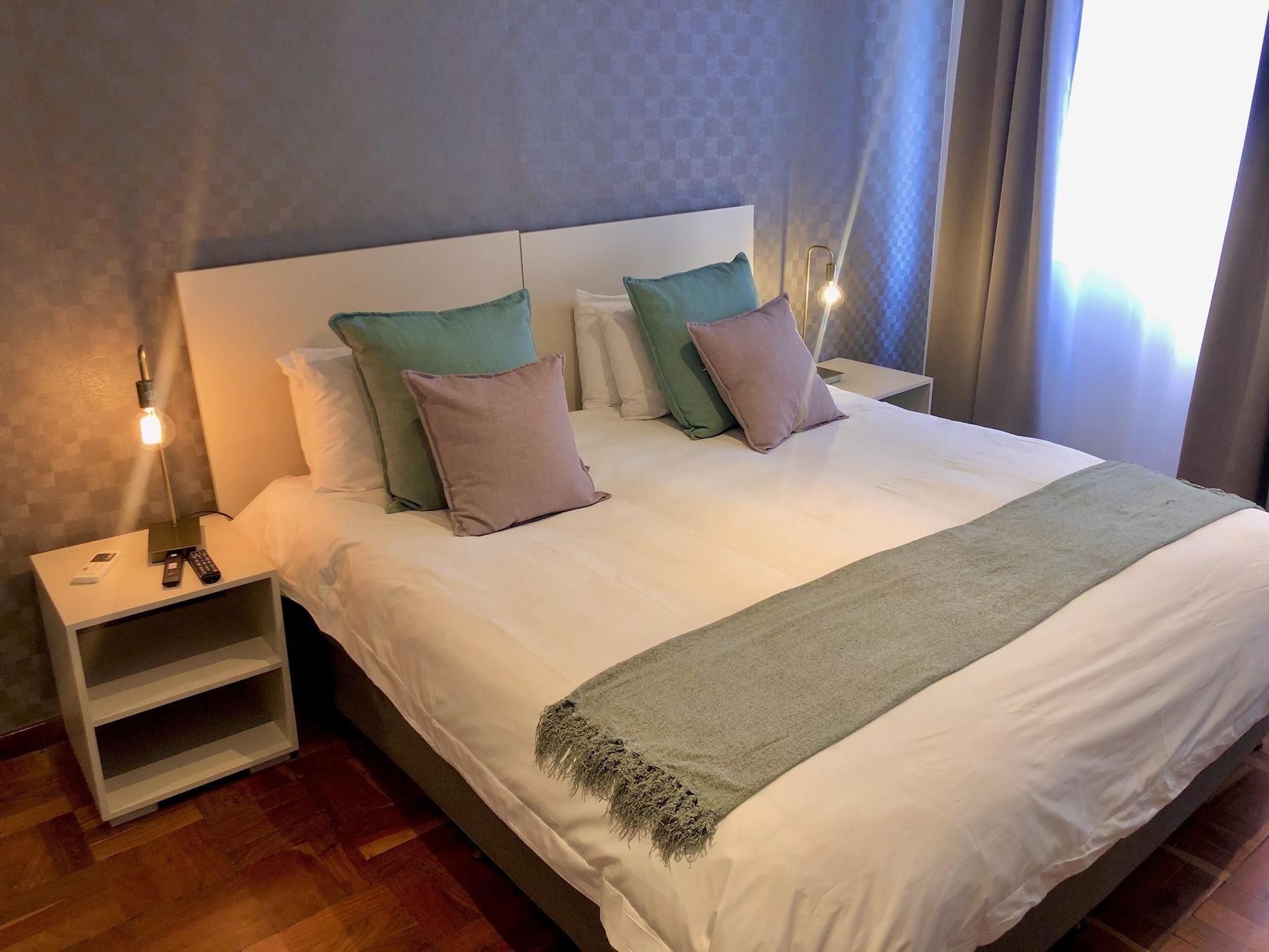 Cape Diamond Boutique 3*