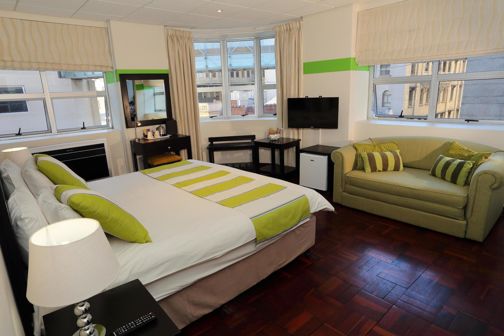Cape Diamond Boutique Hotel 3*