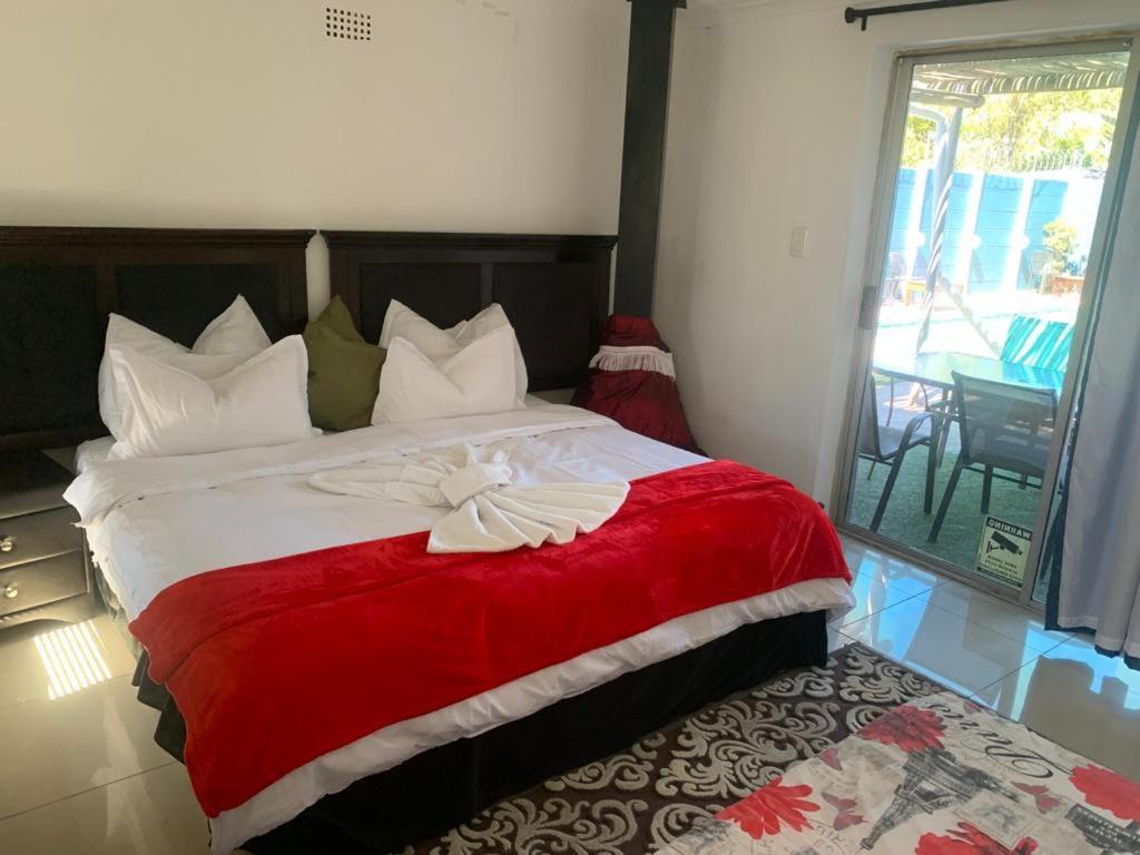 Oostenberg Vip Guest house Cape Town