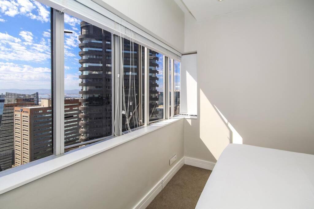 2010 Pullman Lovely 2 Bedroom In The Cbd Cidade Do Cabo