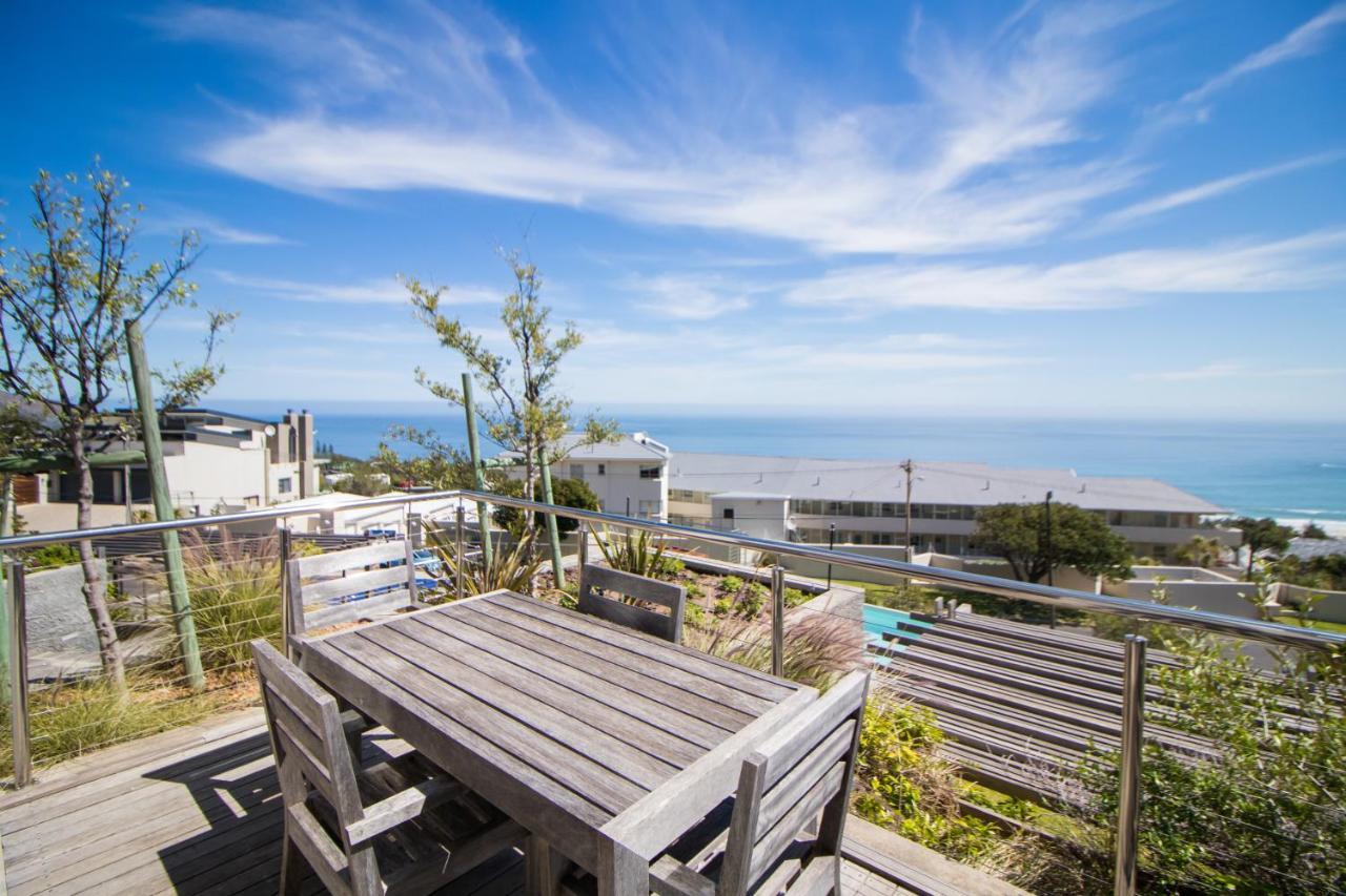 Apartment Camps Bay One Bedroom - The Crystal Cape Town