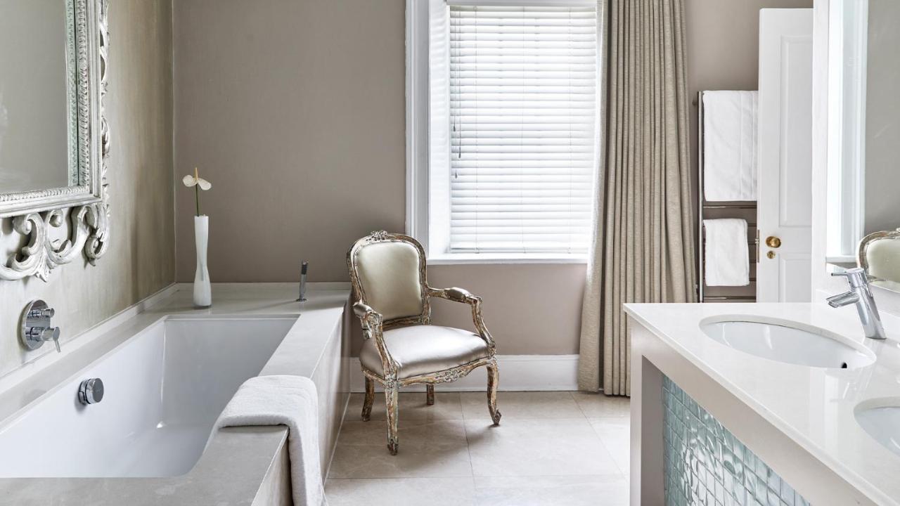 Dock House Boutique And By Newmark 5*