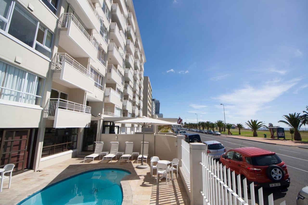 Mouille Point 2 Bedroom *