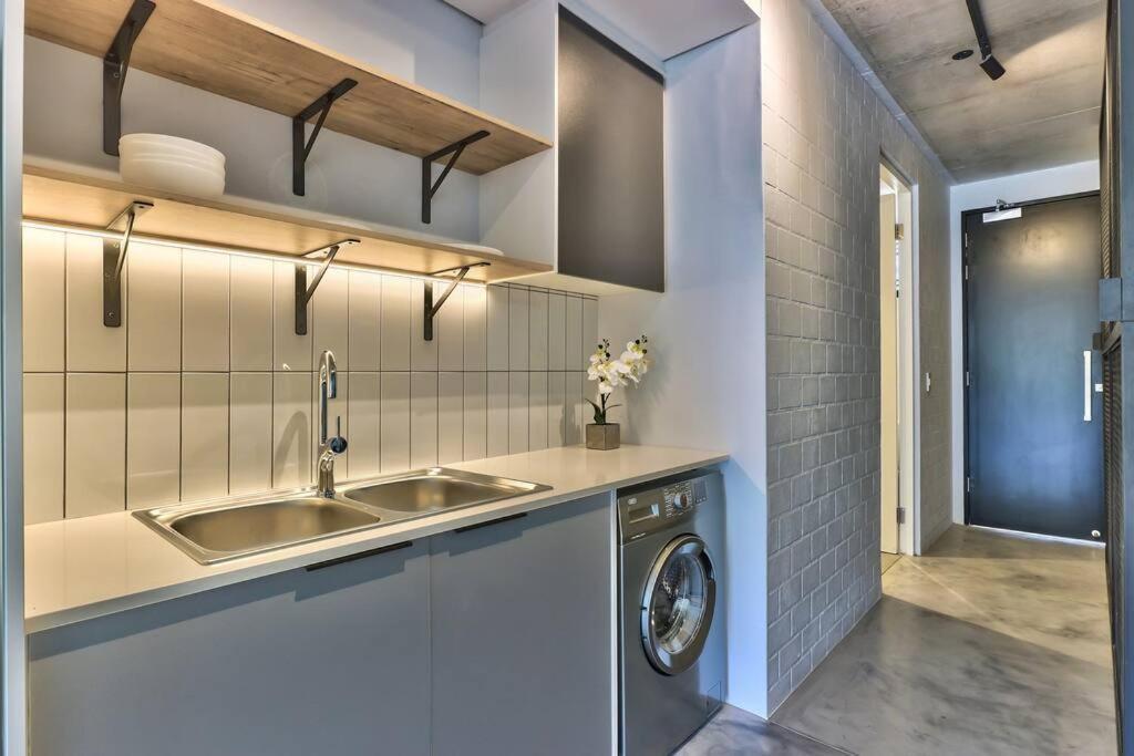 Ideal Work From Home,studio In New Development! Apartment *