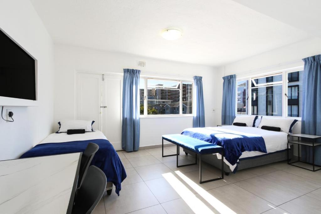 Apartment Sea Point Cape Town