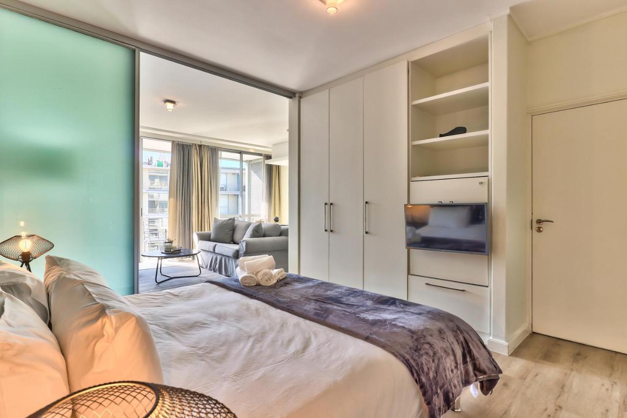 Harbour Bridge 1 Bedroom In Waterfront Precinct Apartment Cape Town