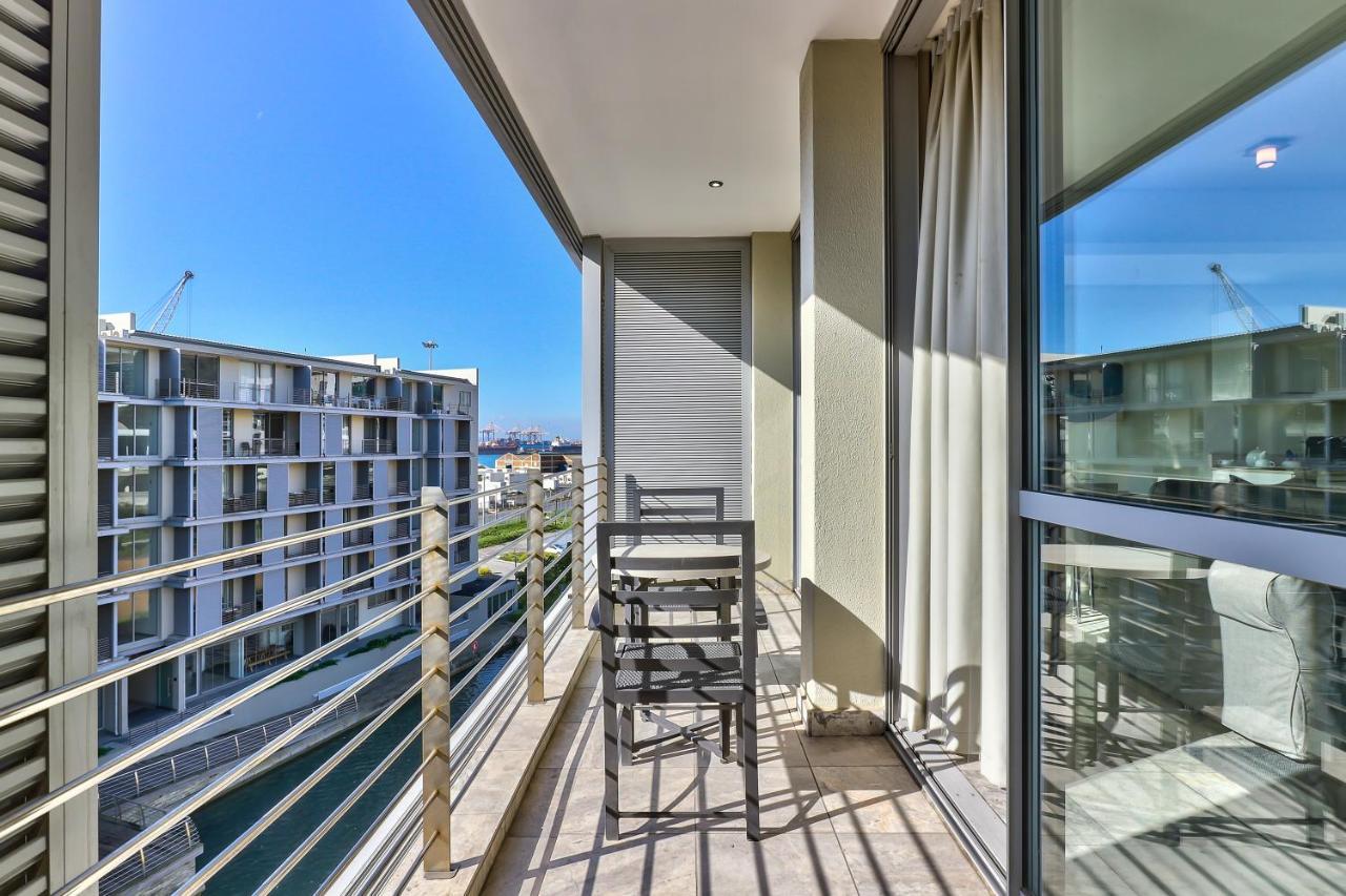 Harbour Bridge 1 Bedroom In Waterfront Precinct Apartment Cape Town