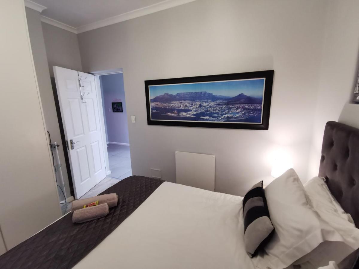 Apartment Zebra Place Cape Town