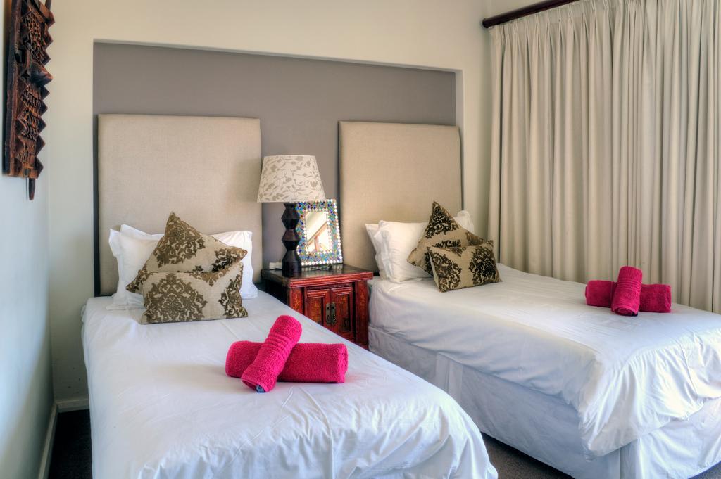 Ten On Joubert Guest house *