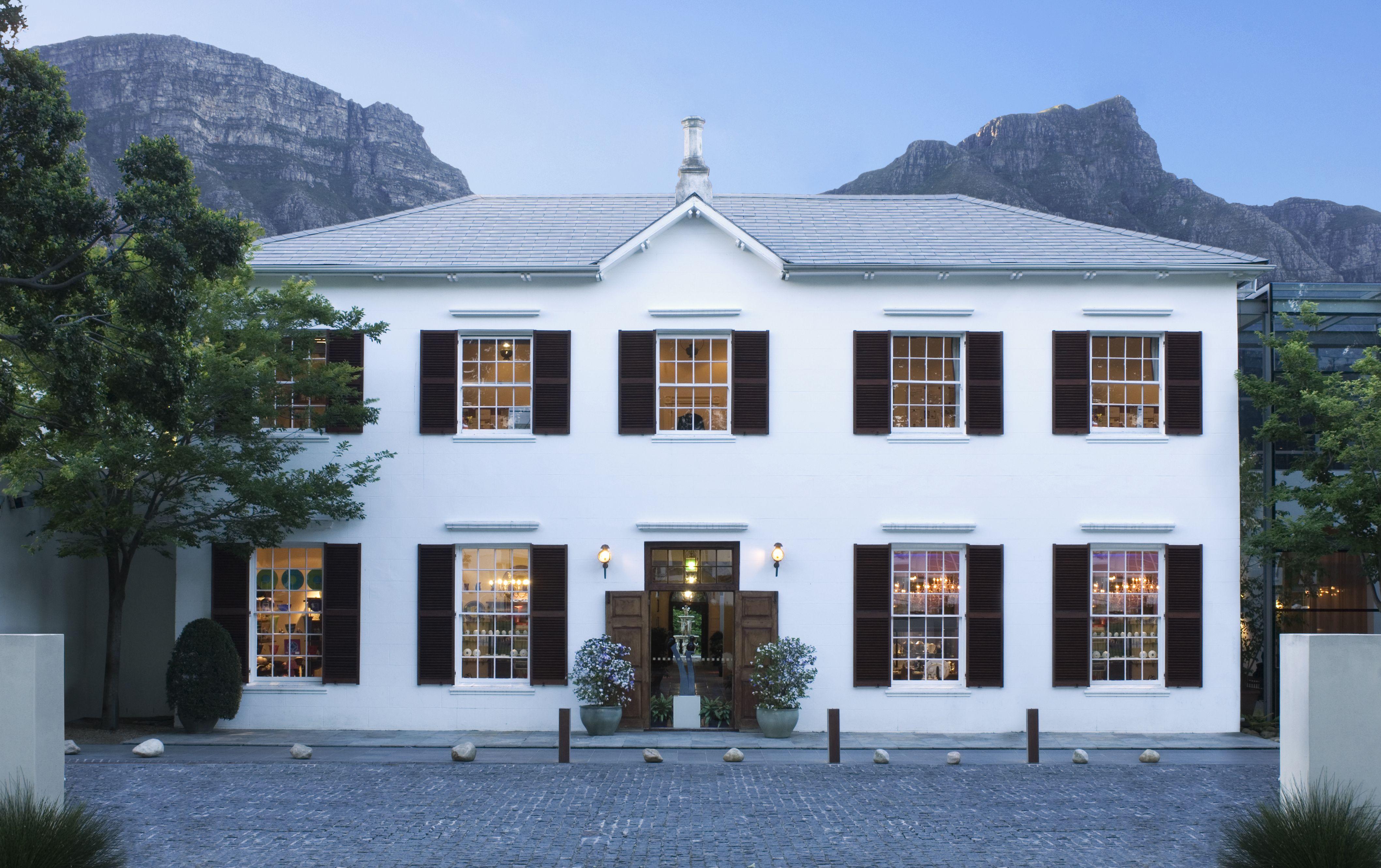 Vineyard Hotel 4*