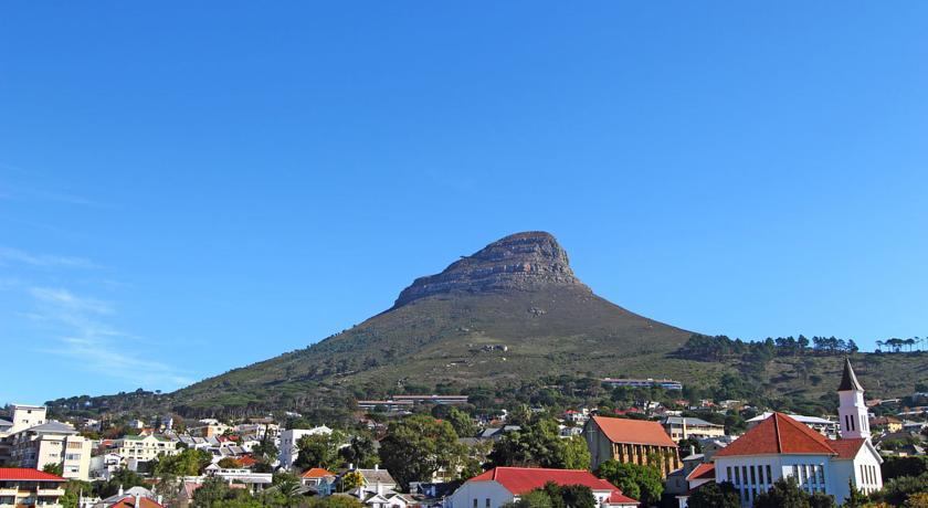 Kloof Street Apartment