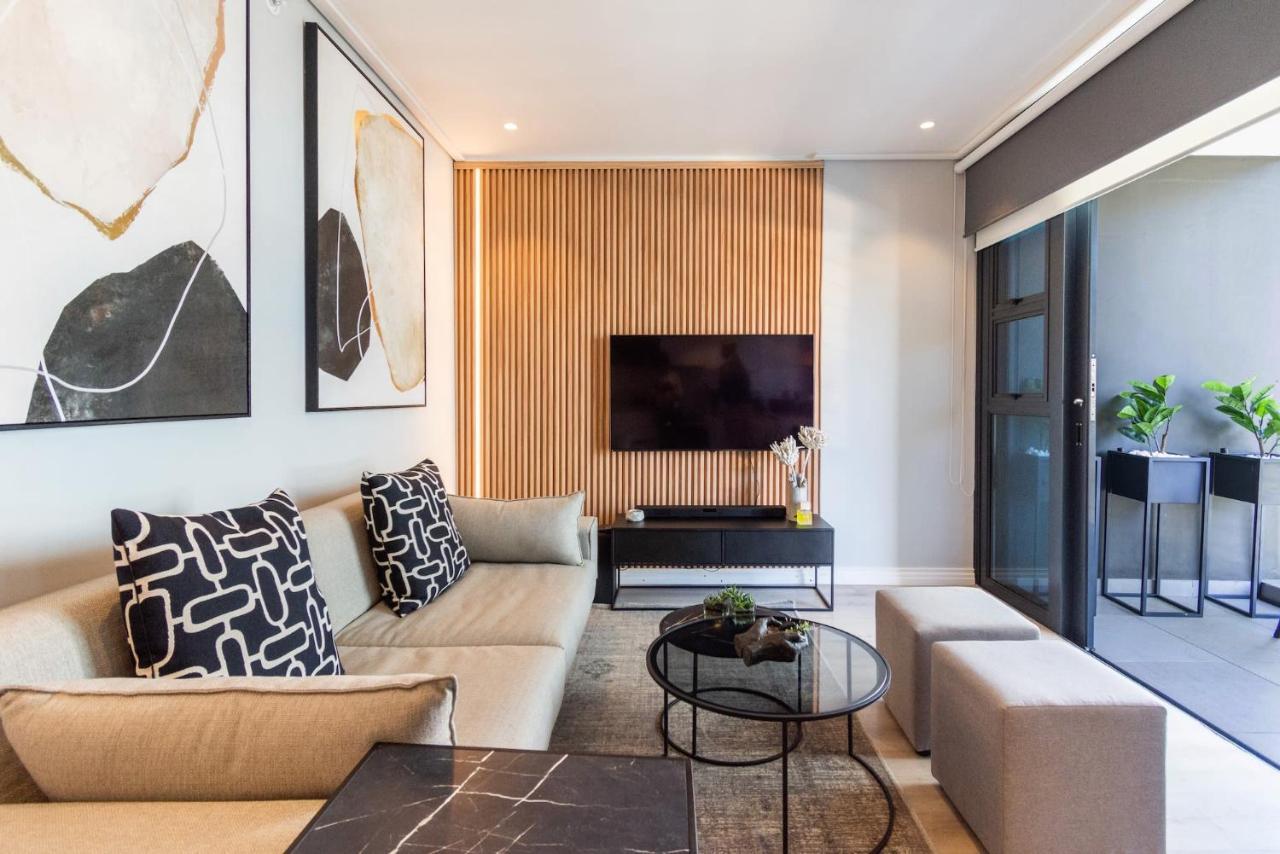 Luxury At 16 On Bree Apartment Cape Town