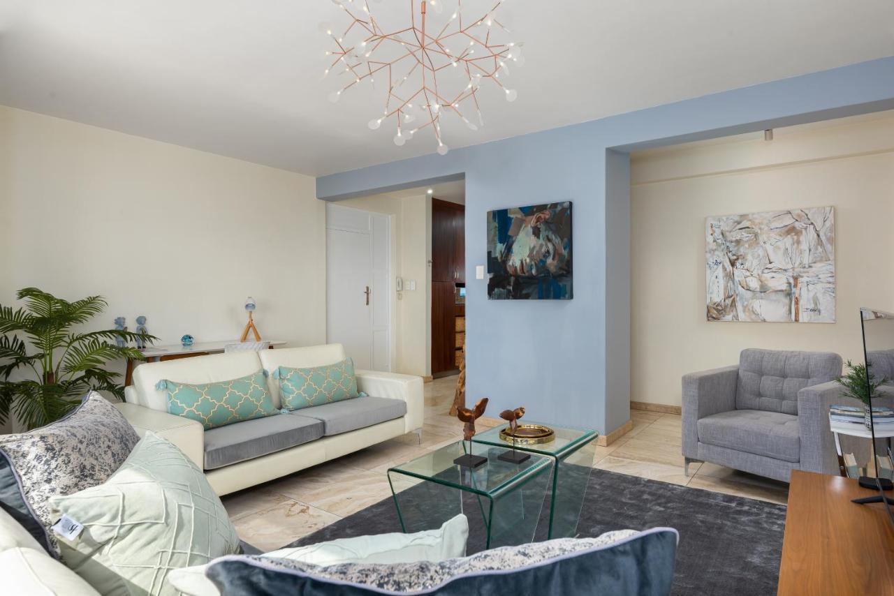 A Breeze Of L Balcony With Stunning Views Cape Town