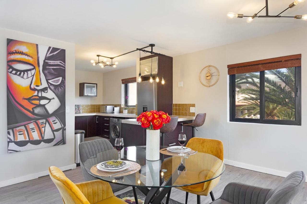 Knightsbridge Terrace *