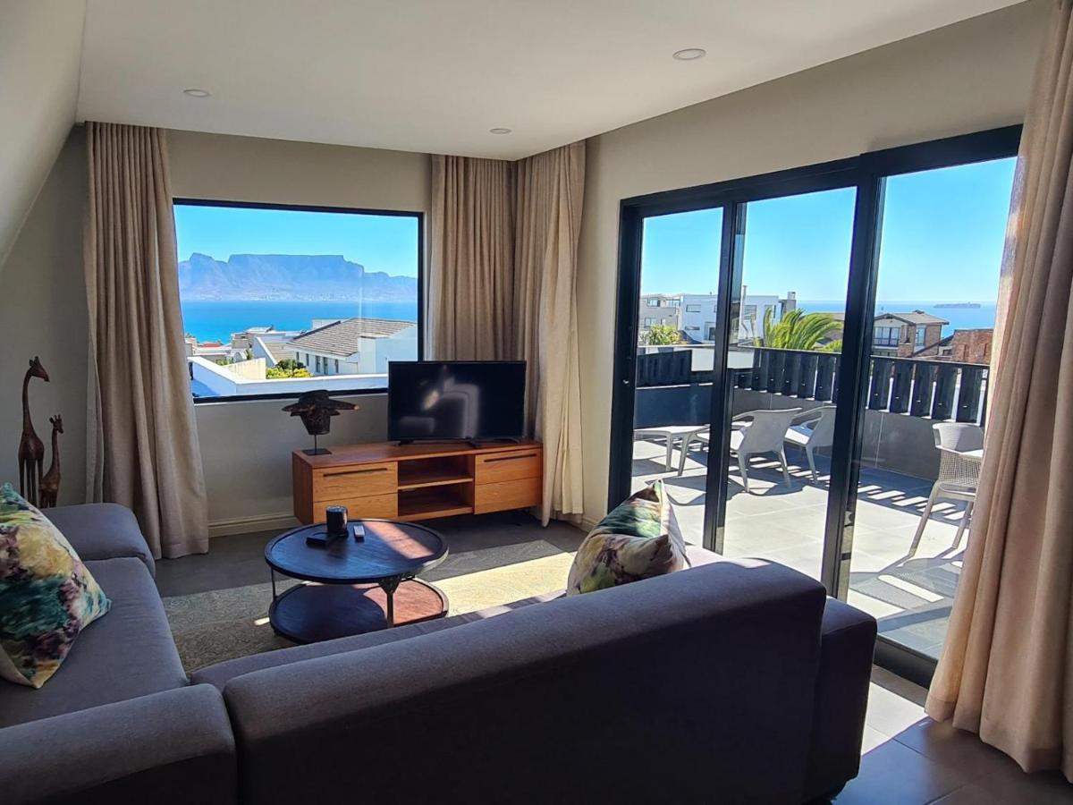 Thyme Spent Bloubergstrand Apartment