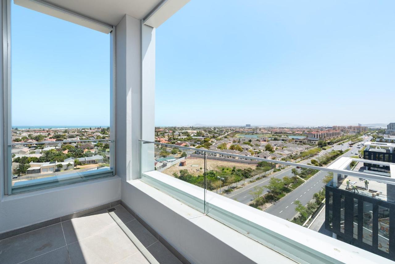 The Axis Luxury * Cape Town