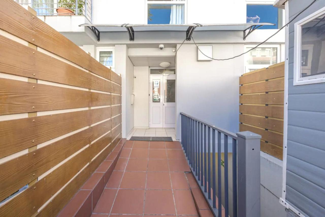 1bedroom With Tablemountain View Apartment