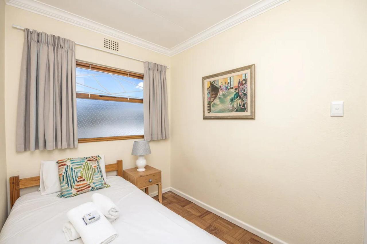 Apartment Vibrant And Safe 2 Bedroom